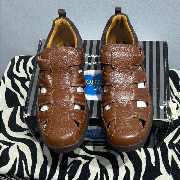 Dr Comfort fishermen show in brown leather size 13 . - Picture 2 of 7